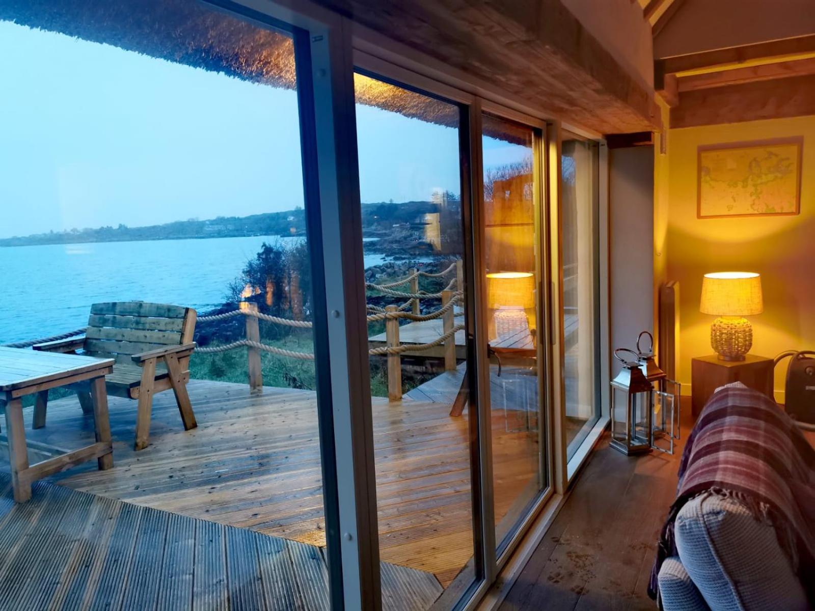 Bayside Cottage Connemara Canower エクステリア 写真