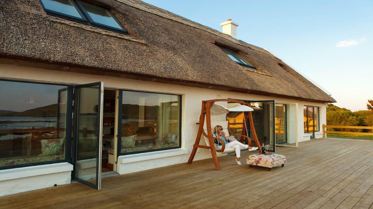 Bayside Cottage Connemara Canower エクステリア 写真